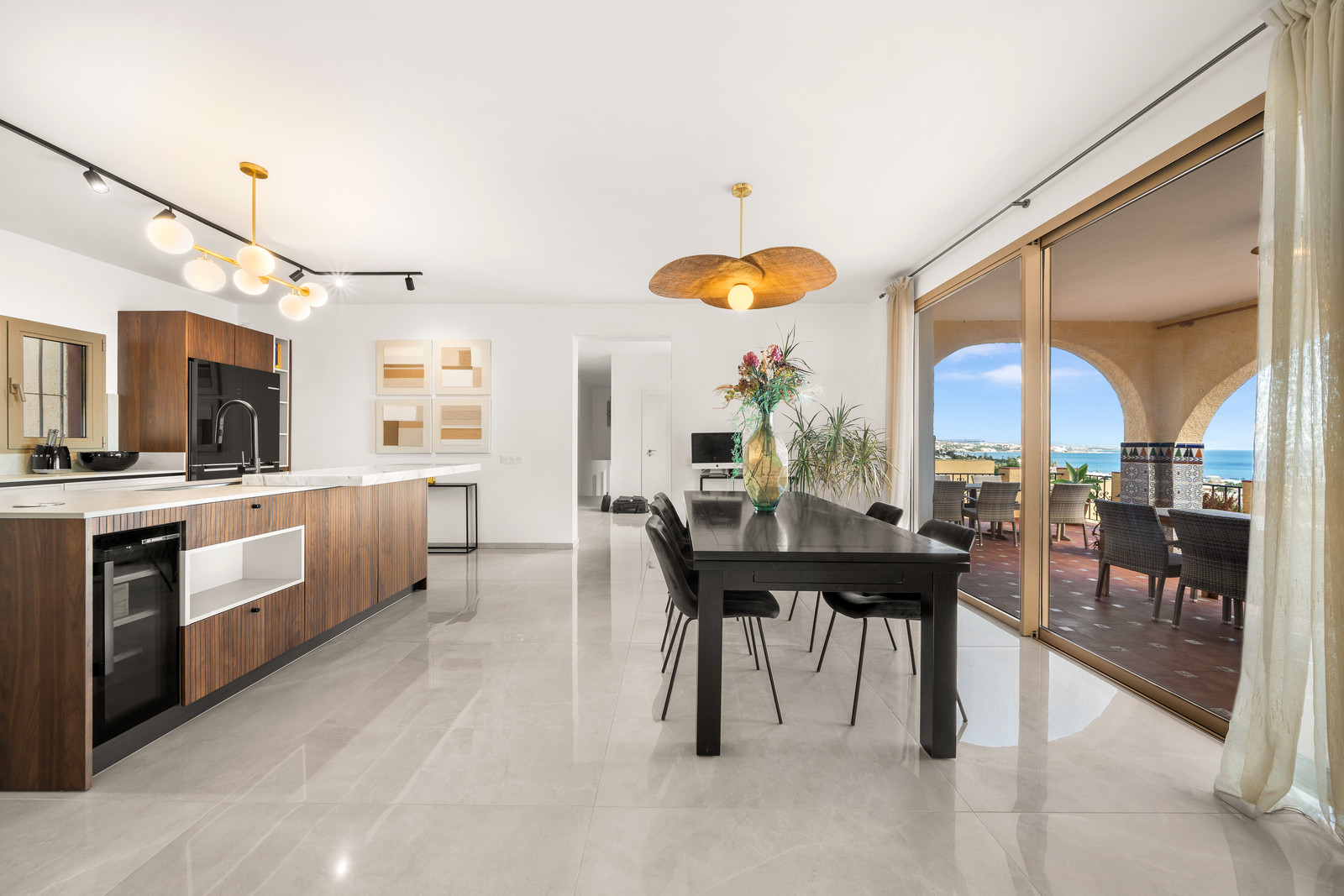 Estepona West – Buenas Noches